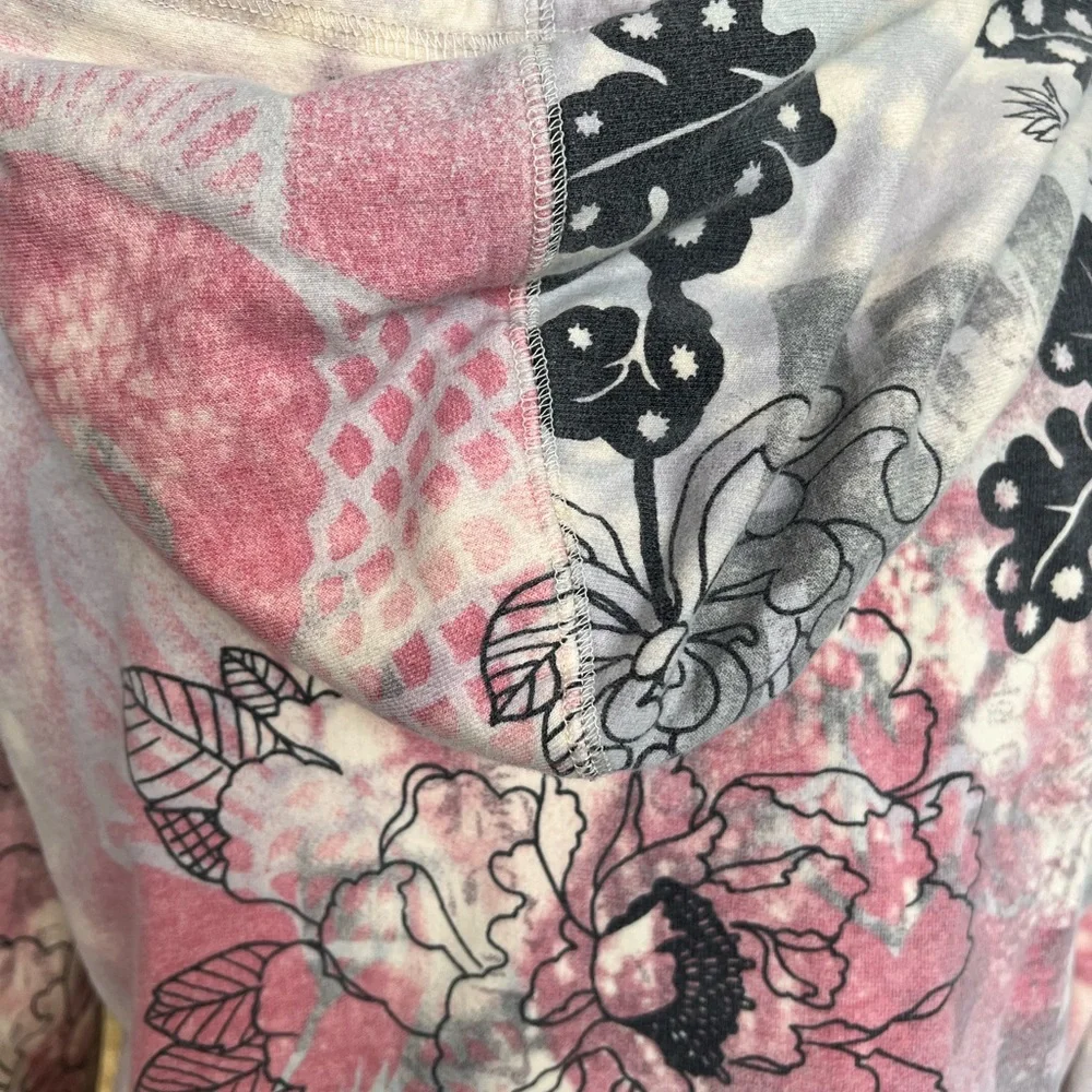 Lucky Brand Floral Zip-Up Hoodie - Pink and Gray Y2K vintage Sz M - Picture 3 of 6